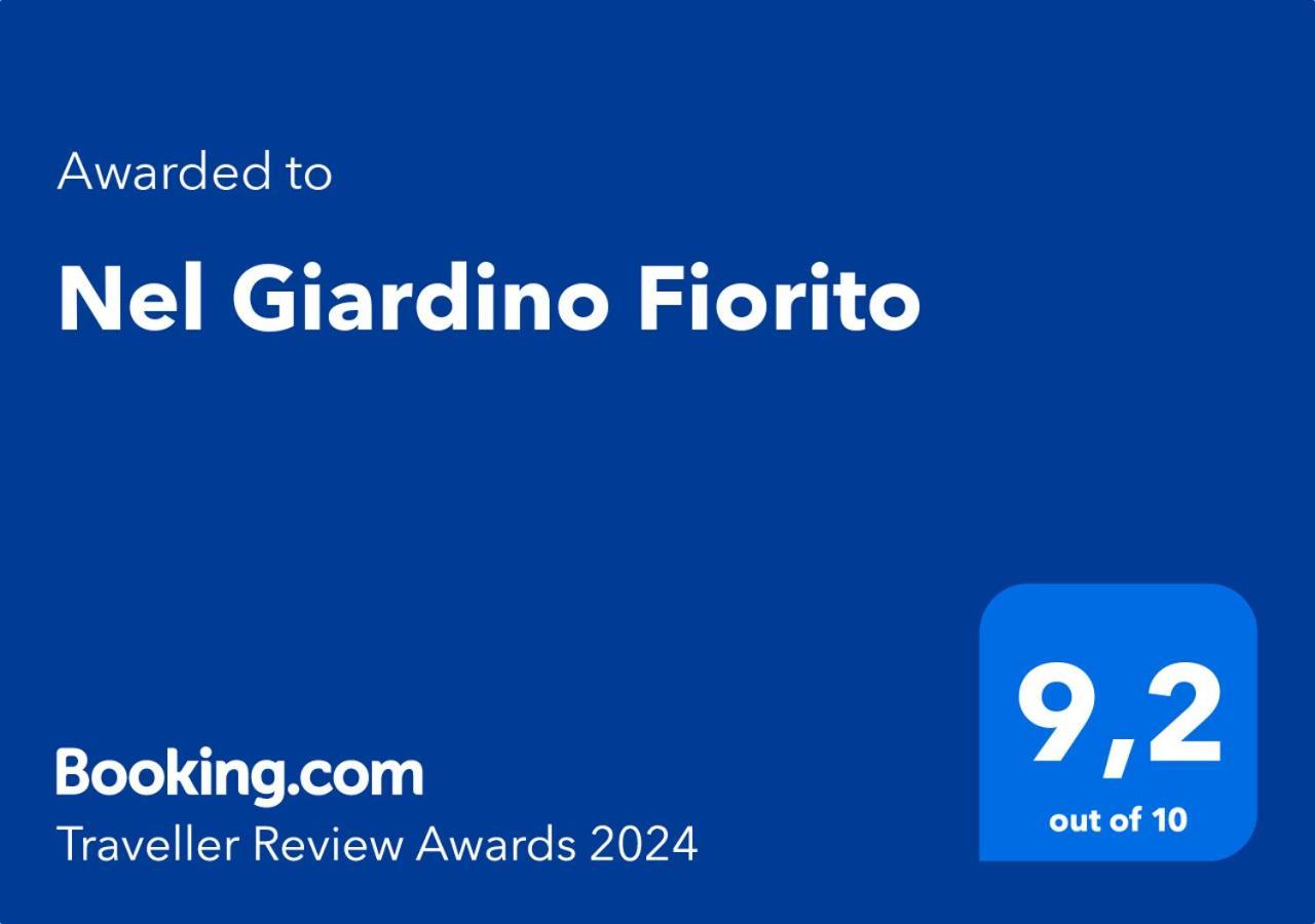 Nel Giardino Fiorito Apartment Salerno