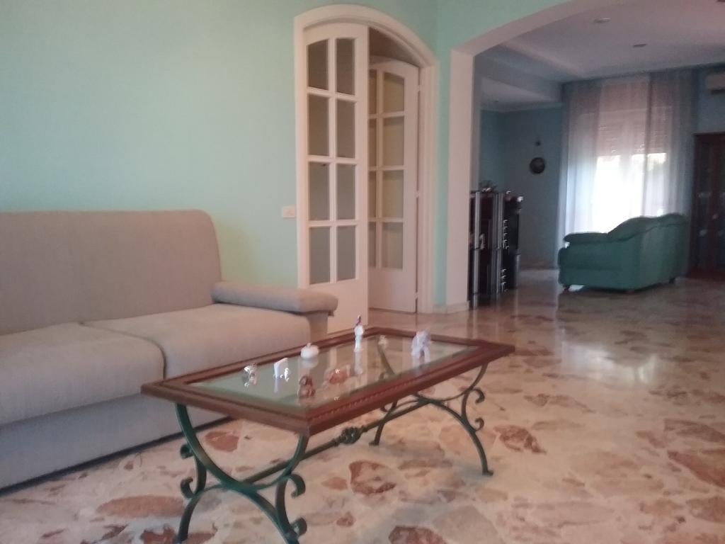 Apartment Nel Giardino Fiorito Salerno
